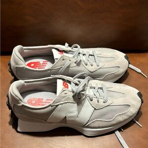 New Balance 327’s